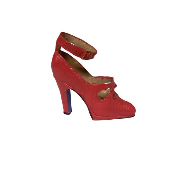 Red Stiletto High Heel Shoe Mini Figurine Fashion Collectible Rare Vintage - Picture 8 of 10